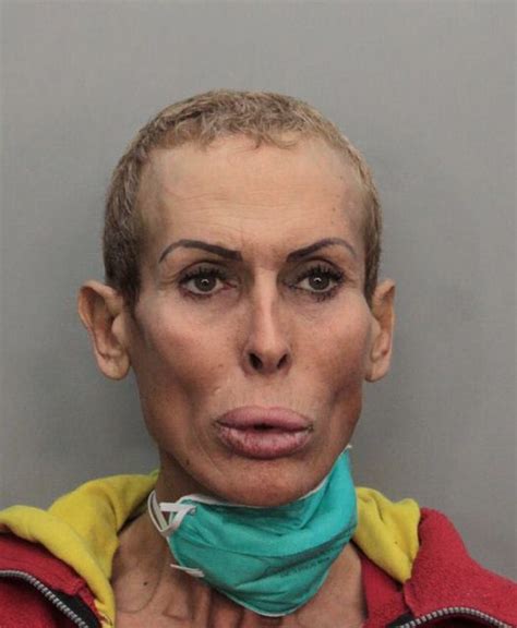 Busted 32 More Crazy Funny Mugshots With Images Funny Mugshots