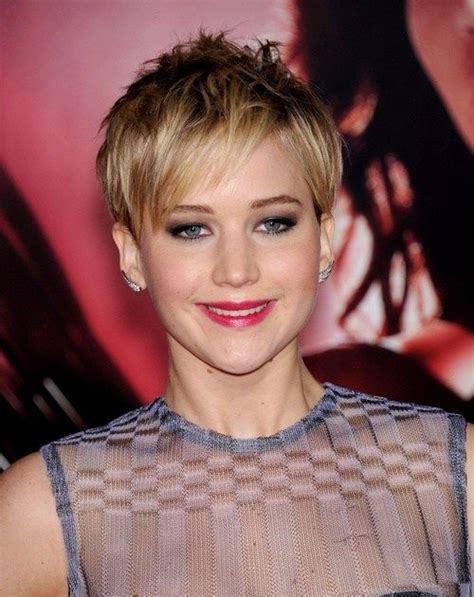 30 Short Straight Hairstyles And Haircuts For Stylish Girls Thin
