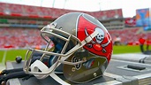 Former Tampa Bay Buccaneers lineman Steve White dies at age 48 - ESPN