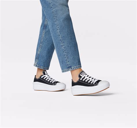 Chuck Taylor All Star Move Platform Womens Low Top Shoe