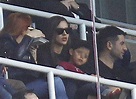 Irina Shayk lleva al pequeño Cristiano Ronaldo Jr. al fútbol para ver ...