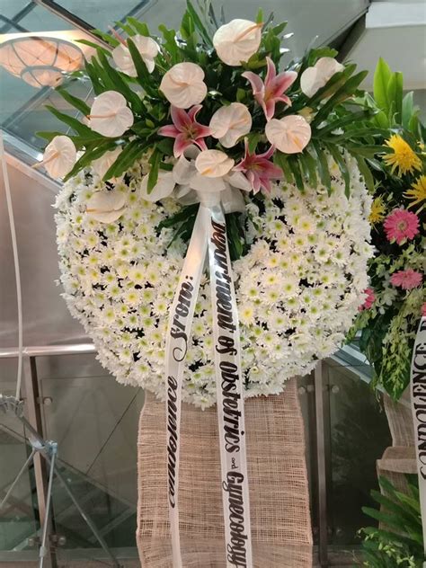 We offer same day flower delivery when you order by 12:00 pm local time monday through friday and 10:00 am on saturday. Best online funeral flower delivery Philippines