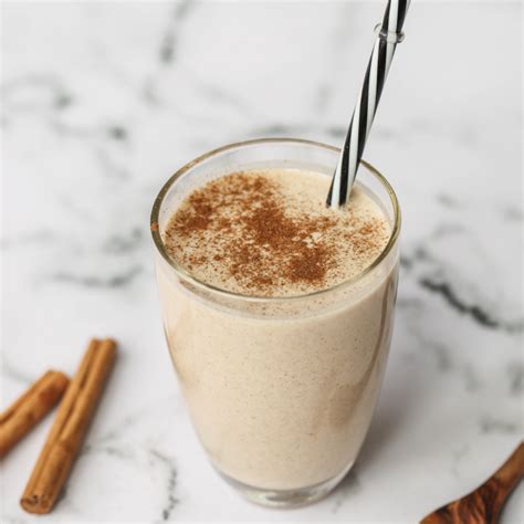 Cinnamon Roll Smoothie — Jase Stuart The Better Body Coach