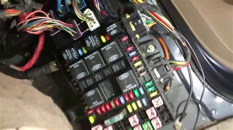 Fuse box diagram (location and assignment of electrical fuses and relays) for lincoln navigator (2007, 2008, 2009, 2010, 2011, 2012, 2013, 2014). 2004 Ford F 150 Central Junction Box Fuse 2 3 - Cars ...