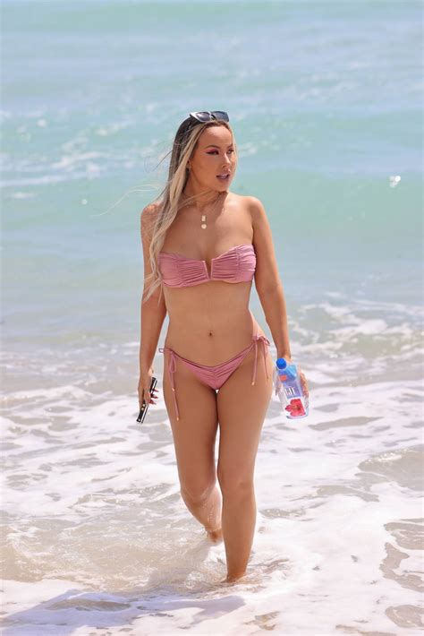 Lisa Opie In A Pink Bikini At Miami Beach Gotceleb
