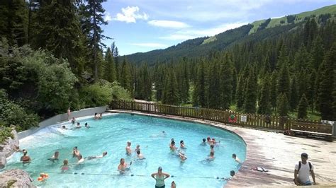 Hot Springs In And Near Yellowstone The Most Impressive Places To