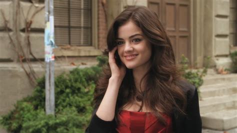 Lucy Hale As Aria Montgomery In Pll Lucy Hale Image 20277273 Fanpop