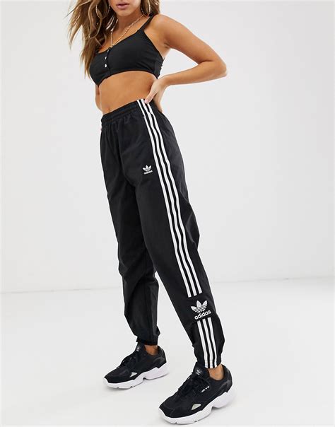Pin By Sia Dauda On Christmas Wish List 2019 Track Pants Women Track Pants Outfit Adidas