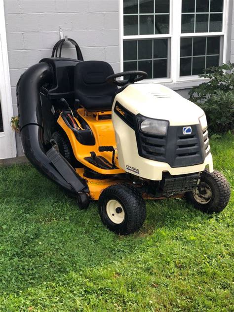 Cub Cadet Ltx 1045 Riding Lawn Mower With Bagger Ronmowers