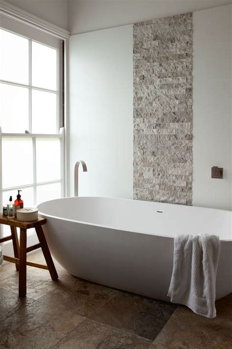 Want to add more depth to your shower? 16 Attractive Ideas For Bathroom With Accent Wall | Free ...