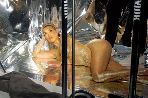 Kim Kardashian In Behind The Scenes Pictures From Naked