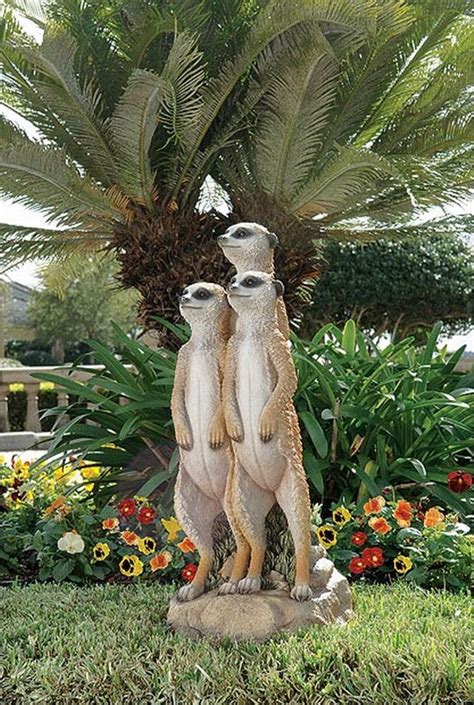 Weird And Unusual Garden Sculptures 16 Pics