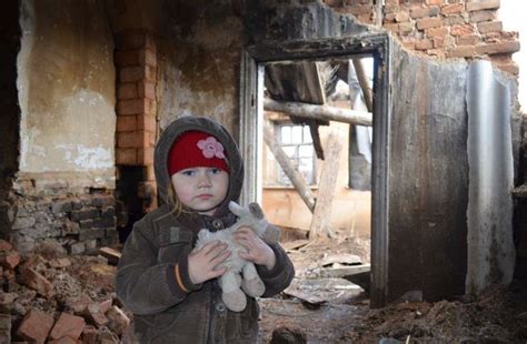 ウクライナ軍が埋めた地雷と不発弾の犠牲になるドンバスの子供たち・・虐殺とジュネーブ条約の深刻な違反を犯すウクライナ Matomehub