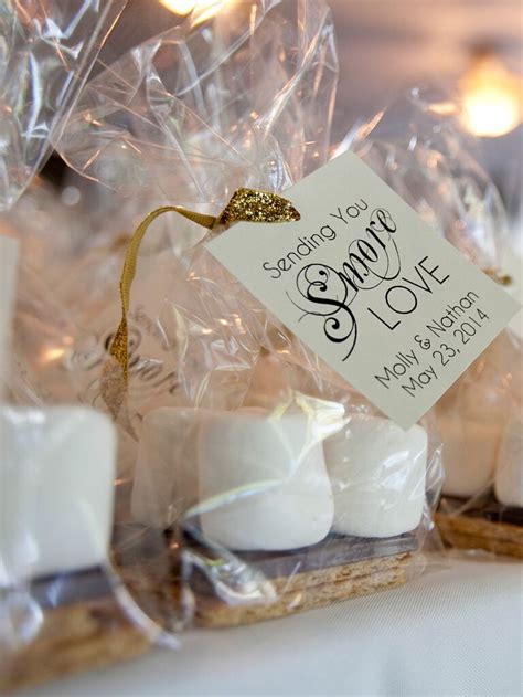 As a wedding guest, you have a bit more responsibility than simply putting on a pretty dress and your dancing shoes, showing up for the vows, and collecting your party favor on the way out. 17 Edible Wedding Favors Your Guests Will Love