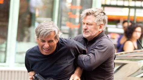 Alec Baldwin Involved In Altercation With Paparazzi Daily Celebrity