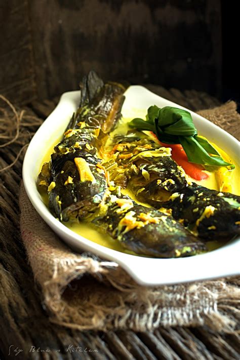 Ikan cuka dapat kita rasakan dengan harga rp25.000 sampai rp40.000. Melley Mey's Kitchen : ~ Masak Lemak Daging Salai & Ikan ...