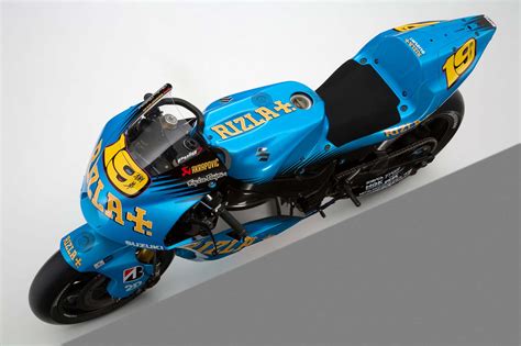 2011 Rizla Suzuki Gsv R Motogp Race Bike Unveiled Asphalt And Rubber