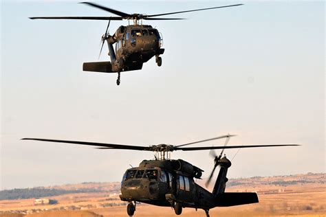 Sikorsky Entrega 1 000º H 60m Black Hawk Ao Us Army Forças Terrestres Exércitos Indústria