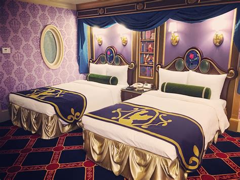 Disneyland Hotel Suites