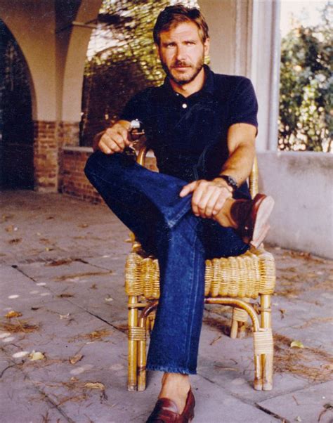 Harrison ford was born on july 13, 1942 in chicago, illinois, to dorothy (nidelman), a radio actress, and christopher ford (born john william ford), an actor turned advertising executive. 25 Vintage Photos of a Very Handsome and Young Harrison ...