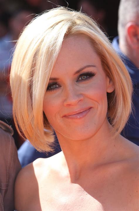 Medium Length Bob Hairstyle Pictures ~ Curly Hairstyles