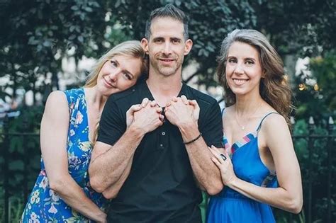 Polyamorous Throuple Strip Off To Make Candid Post About Three Way