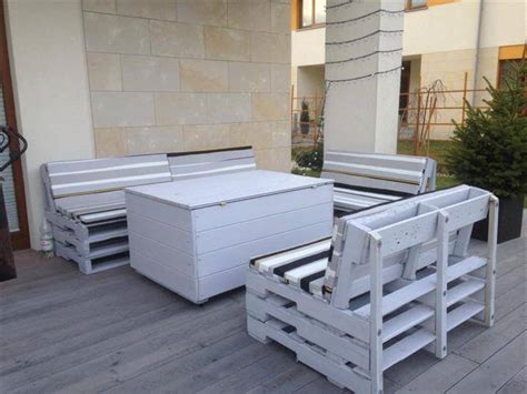 Diy Grey Painted Pallet Terrace Furniture 101 Pallet Ideas