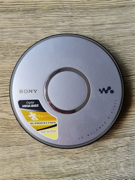 Sony D Ej011 Walkman Discman Portable Cd Player Audio Portable Music