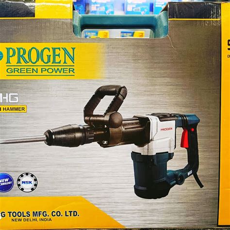 Universal Power Tools And Spares Tool Store In Nagarathpete