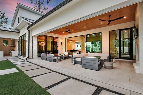 Entertain With Ease With These 12 Indoor Outdoor Living Ideas Skye