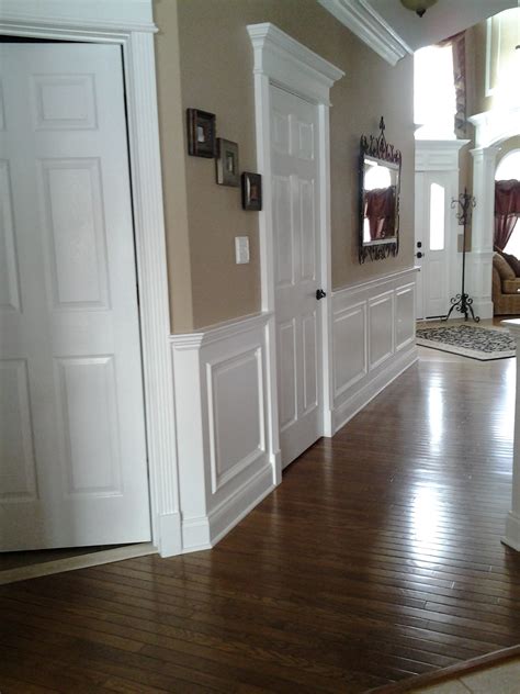 True crown moulding has 45 degree cuts on the edges so it will lay flat against the ceiling and wall. Wainscoting | Chair Rail & Shadow Boxes | Crown Molding NJ LLC