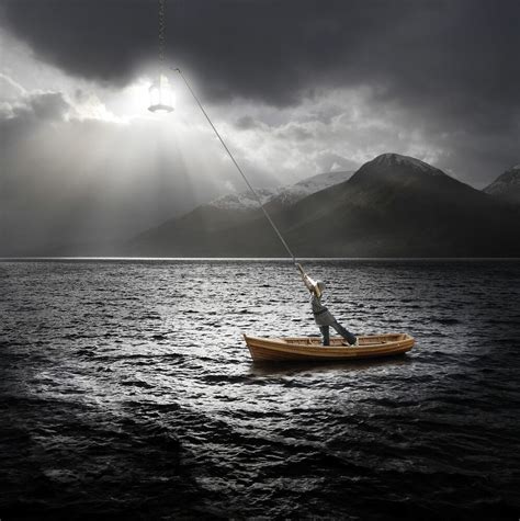 La Lampiste Sea Alastair Magnaldo · Art Photographs · Yellowkorner