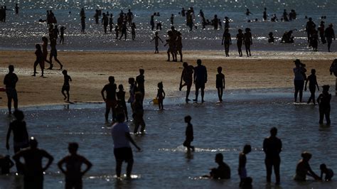 August Ties July For Hottest Month On Record The New York Times