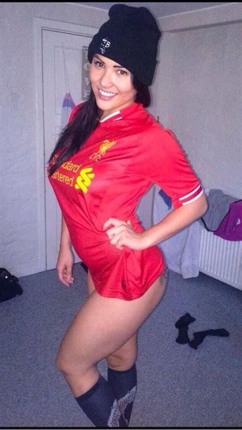 Pin On Liverpool Fc Babes