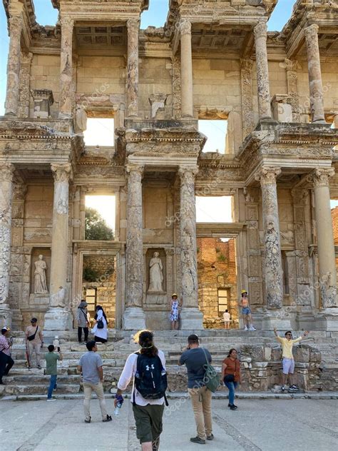 selcuk izmir turquía 2 de julio de 2022 biblioteca de celso en la antigua ciudad de Éfeso