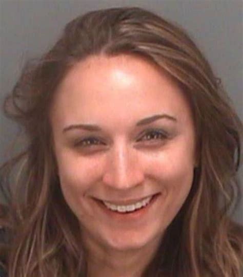 florida woman offers cops oral sex to avoid arrest 4 pics