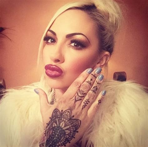 Jodie Marsh Hands Naked Body Parts Of Celebrities