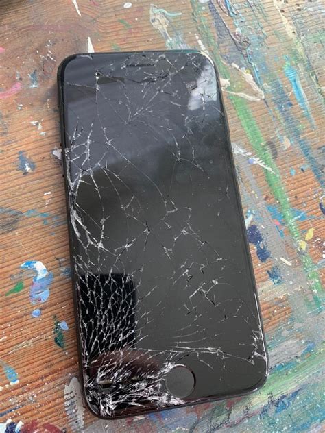 Apple Iphone 7 128gb Black Atandt For Partsbroken Screen Broken