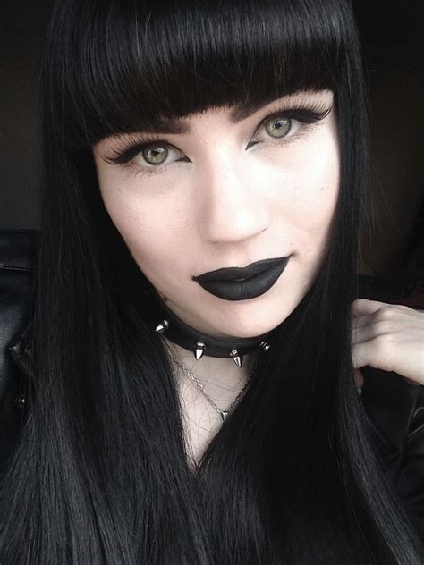 I Wish I Could Pull This Off Goth Beauty Gothic Makeup Gothic Beauty