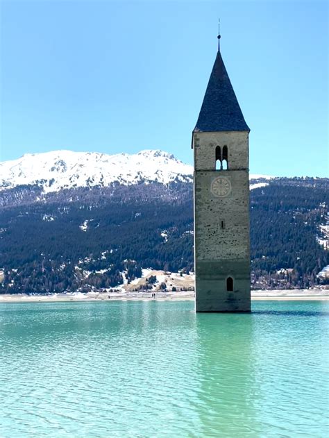 Lake Drain Reveals Italian Village Ruins Submerged Since 1950 Daily Sabah