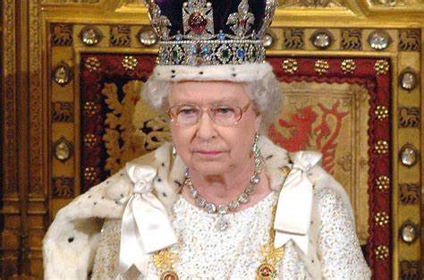 Elzbieta 2 Wiek Królowa Elżbieta Ii świętuje Swoje 90 Urodziny
