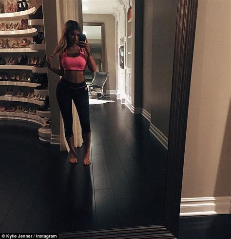 Welcome To Deereport Blog Photos Kylie Jenner Wears A Hot Pink Bra As She Poses For Selfies In