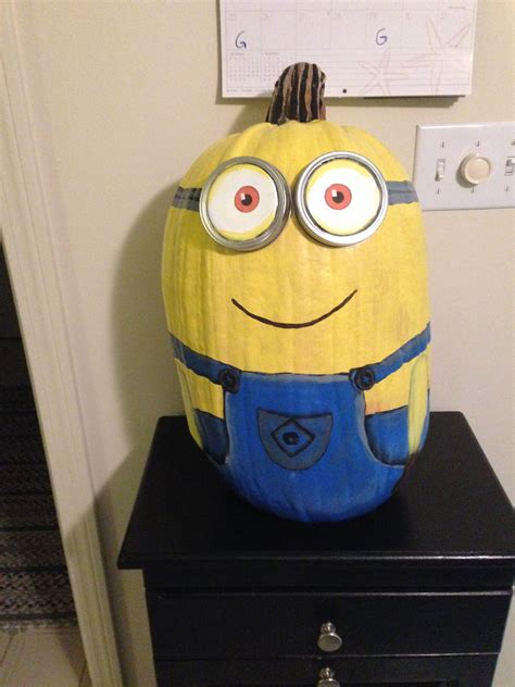 16 Painting Minion Pumpkins Houmamveeraj