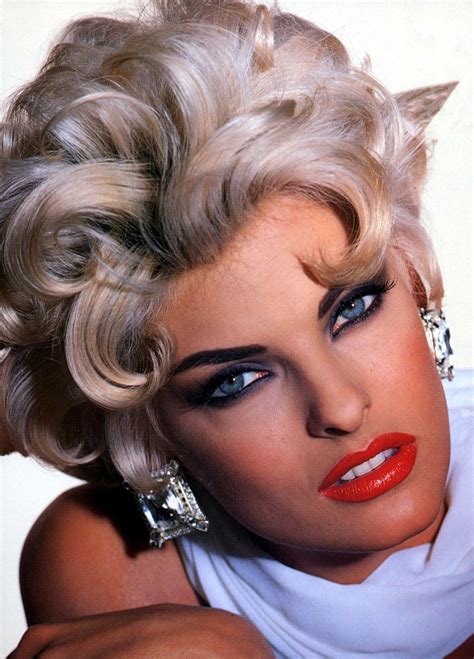 Pin by faby on 90´S SUPERMODELS | Linda evangelista, Supermodels, Linda