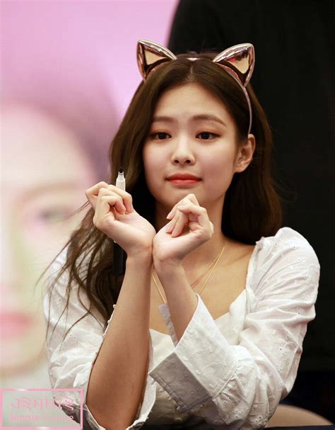 10 Blackpinks Jennie Was A Trendsetting Queen In The Cutest Headbands