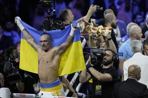 Boxe Oleksandr Usyk Ancora Campione Del Mondo Dei Pesi Massimi Dubois