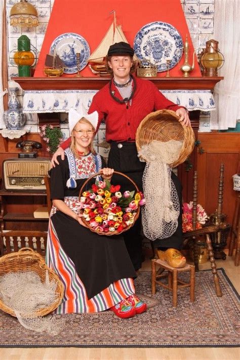 wearing dutch costumes in volendam of course take a photo with that volendam how to take