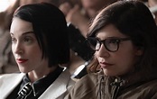 ‘The Nowhere Inn’: inside St. Vincent and Carrie Brownstein's ...