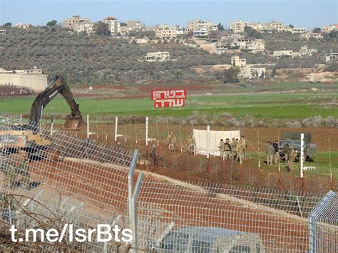 Israel Forced To Stop Work On Lebanon Border Fence Over Territory