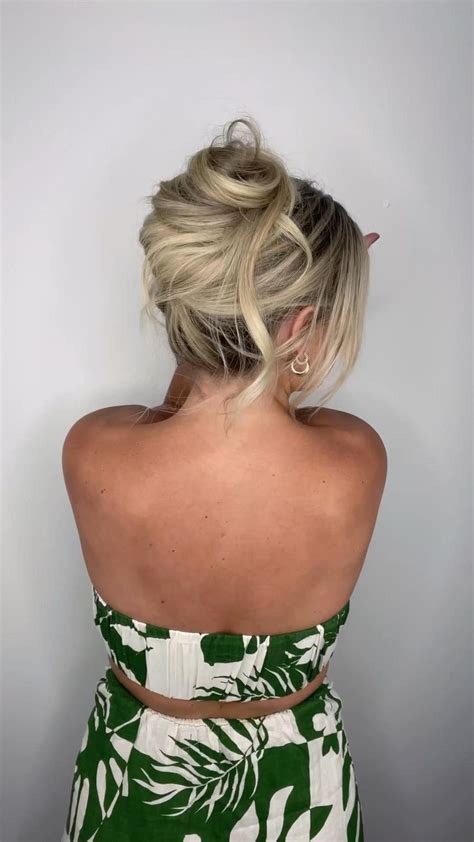 Easily Recreate The Pamela Anderson Iconic Romantic French Twist Updo